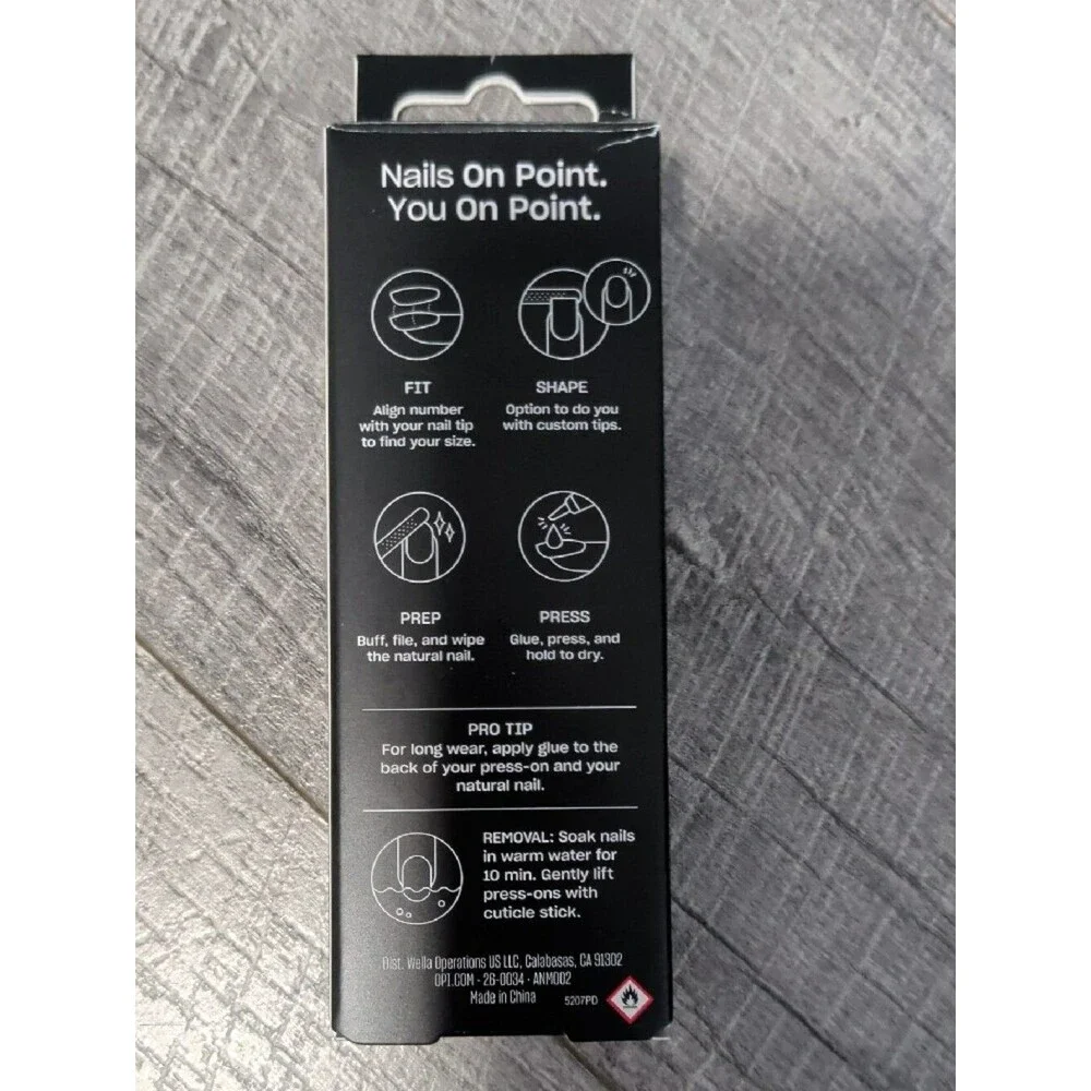 OPI On Point Instant Press-On Mani - Little Black Onyx Dress (Black)